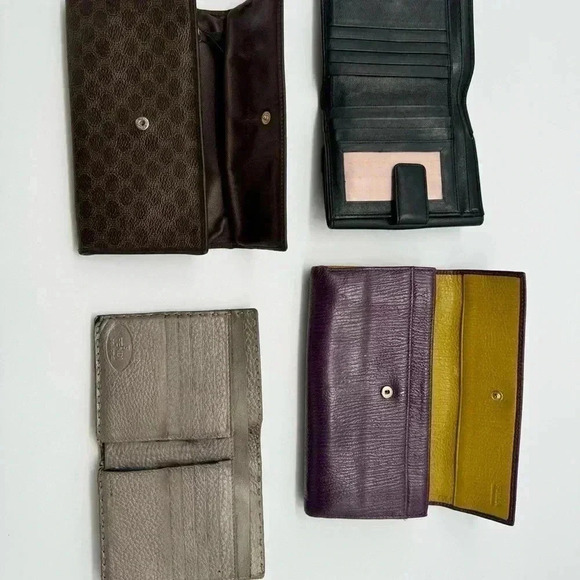 LOT of 4 Pre-loved Wallets Celine, Fendi, Salvatorre Ferragamo -PROJECT - Picture 5 of 17